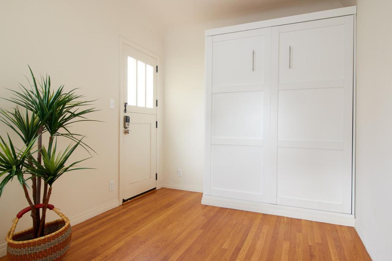Sonder The Bungalows San Diego Room photo